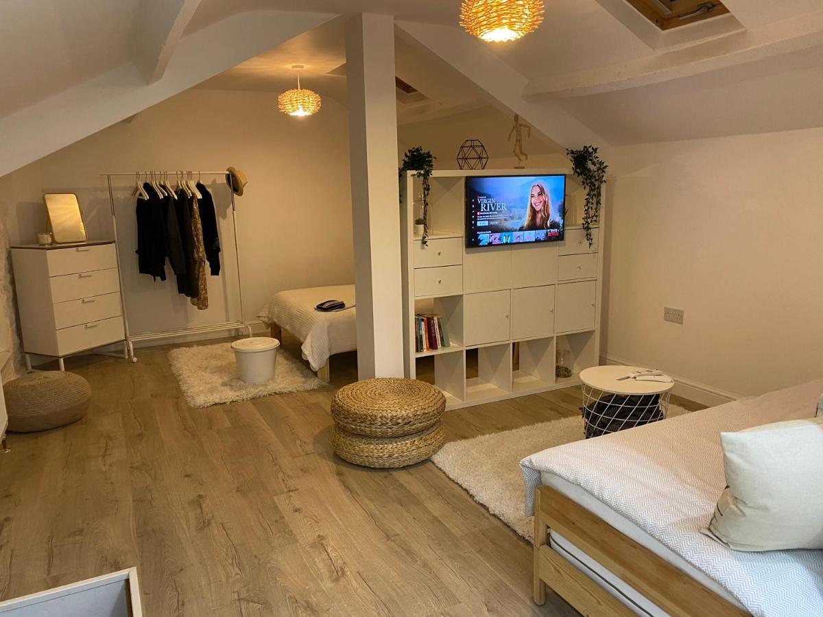 Craven Lodge Guesthouse Port Talbot Zewnętrze zdjęcie